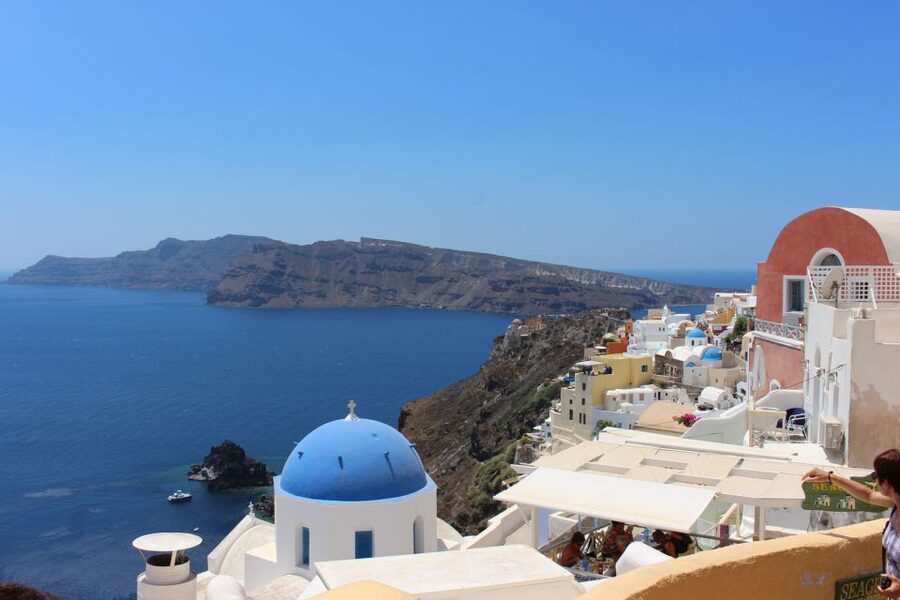1-Day Boat Trip: Santorini Volcano, Thirassia & Oia Sunset - Thirassia Island: Lunch, Rocks, And Manola