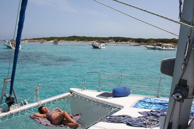 2-Catamaran tour from Cannigione to the Maddalena Archipelago - Budelli and Pink Beach: a beautiful view with strict limits
