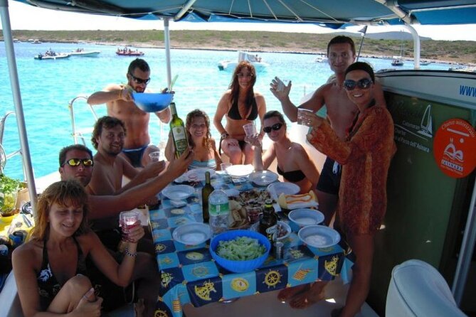 2-Catamaran tour from Cannigione to the Maddalena Archipelago - Razzoli and Santa Maria inside the national park