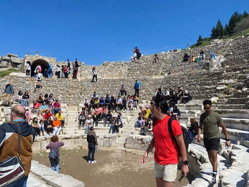 3-hour Ephesus and Terrace Houses Tour Kusadasi Cruiser Only - Walking the Roman streets of Ephesus