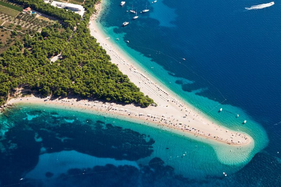 3 Islands Speedboat Tour: Golden Horn, Blue Lagoon & Jelsa - Quick points before you book