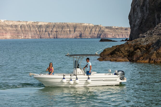 5 Hours Boat Rental in Santorini - Comfort, equipment, and limits