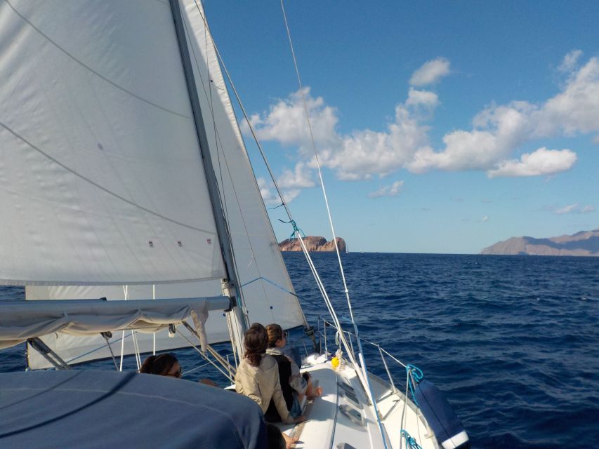 Adamantas: Milos Sightseeing Sailboat Cruise - Why this is one of Milos’ best full-day outings