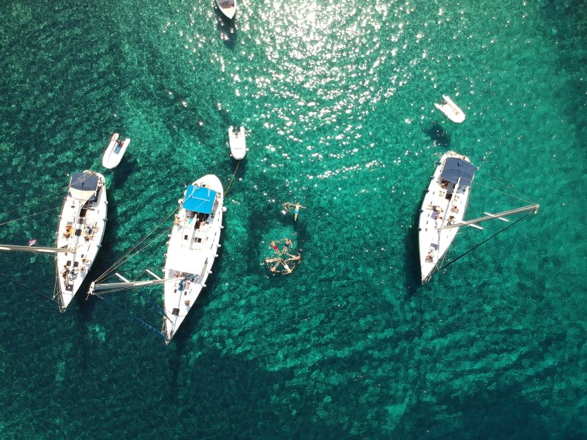Adamantas: Milos Sightseeing Sailboat Cruise - What happens when the wind changes the plan