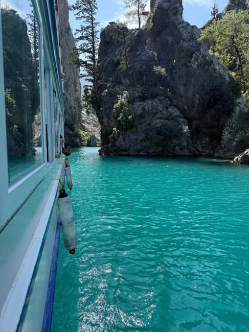 Alanya: Green Canyon Full-Day Boat Tour with Lunch & Drinks - The lakeside lunch stop