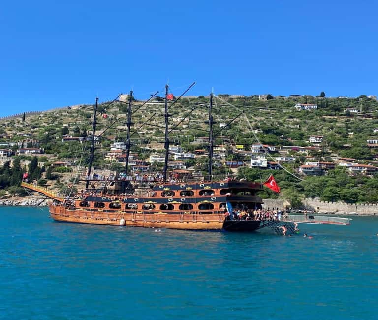 Alanya: Luxury Pirate Boat with Lunch & Unlimited Drinks - Three decks, sun, shade, and sound