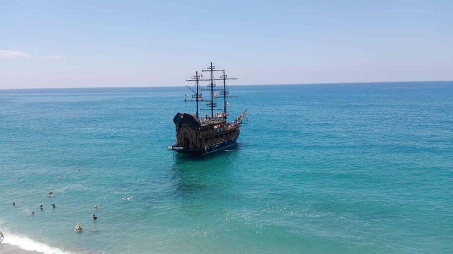 Alanya Pirate Boat: Lunch, Disco & Foam Party Included - Five things to know before boarding