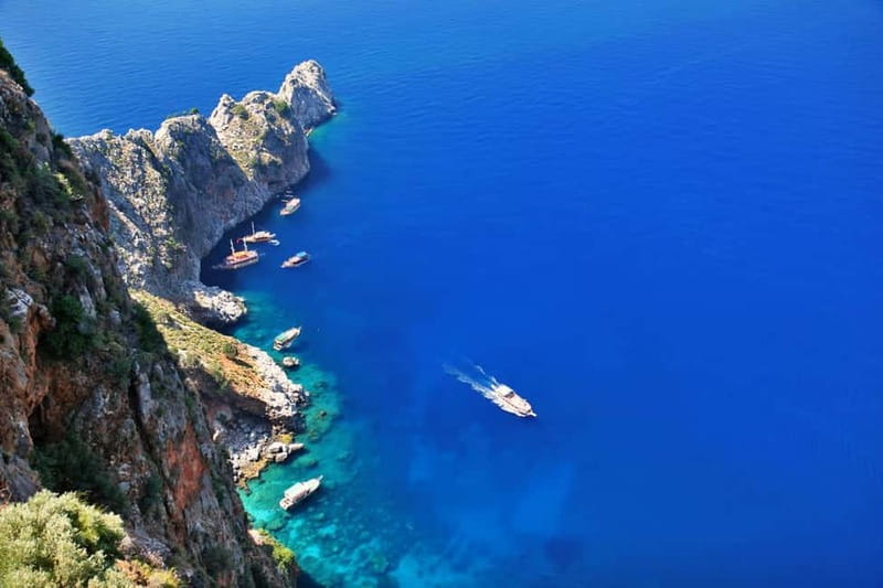 Alanya: Pirate Boat Party with Foam, Disco, Lunch & Drinks - Key points to know before you book