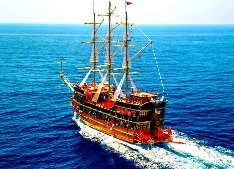 Alanya: Pirate Boat Tour with Food and Drinks - Cleopatra Beach and the chance to spot dolphins