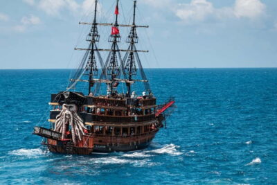 Pirate Boat Trip with Lunch and Drinks