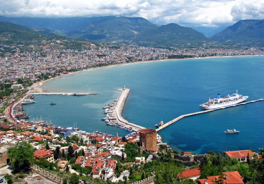 Alanya Pirate Boat Trip with Lunch, Swimming & Foam Party - Key points to know before you book