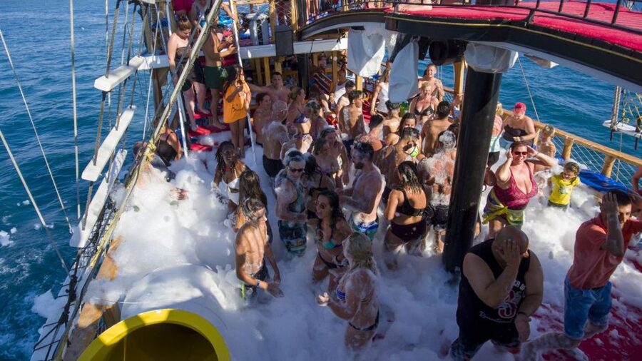 Alanya Pirate Boat Trip with Lunch, Swimming & Foam Party - The foam party is the main event