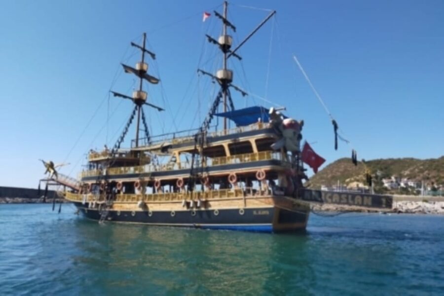 Alanya: Pirate Ship Cruise with Food and Swimming Stops - Who will enjoy this pirate cruise most