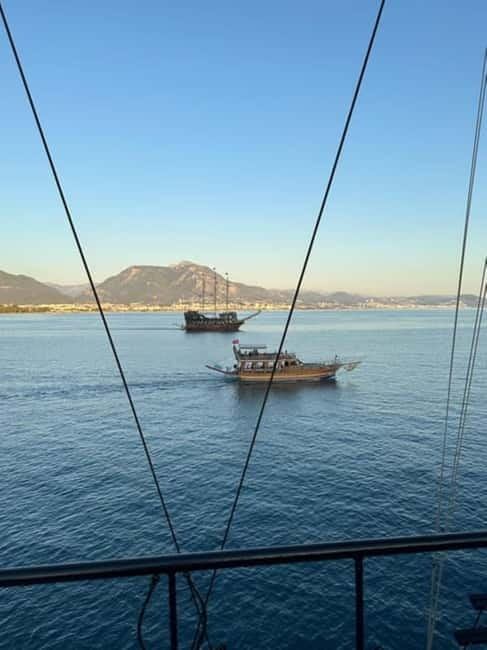 Alanya Pirate Sunset Cruise w/ Foam Party & Optional Drinks - Why this sunset cruise works so well