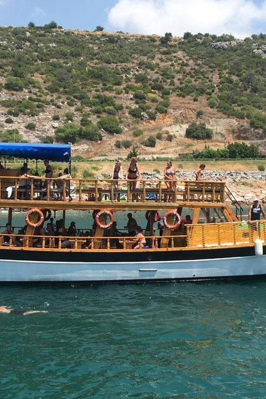 Alanya Relaxing Family Boat Tour Without Foam And Loud Music - Key points at a glance