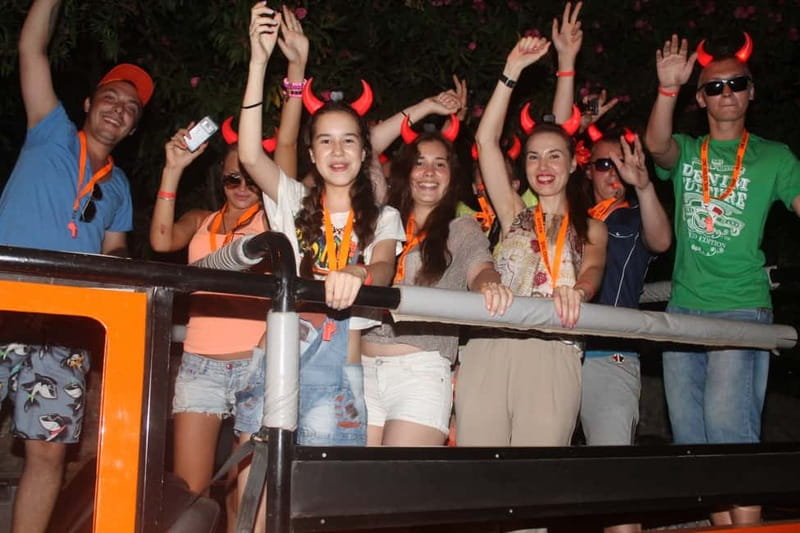 Alanya: Sunset Night Safari with Boat Trip with Dinner - Cleopatra Beach, Damlatas Cave, and the Red Tower