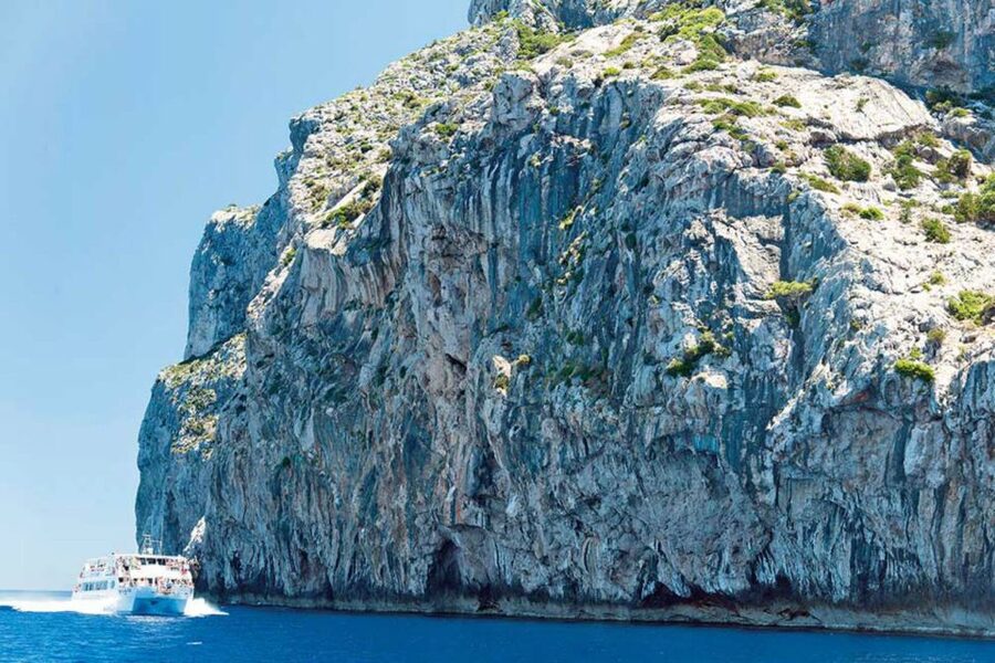 Alcudia: Boat Trip to Cap de Formentor and Formentor - The quick look at Cap de Formentor