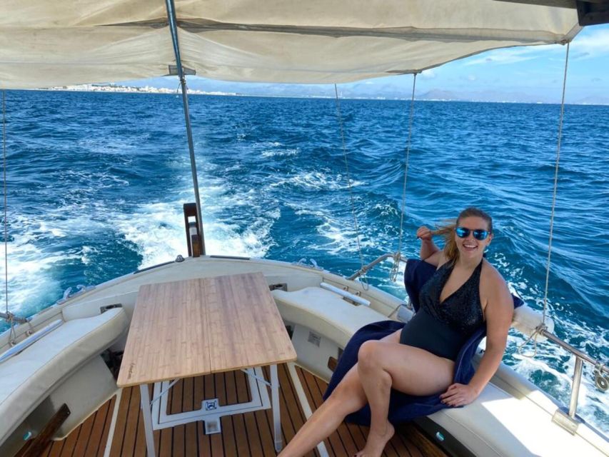 Alcudia: Traditional Wooden Boat Trip with Snorkeling - Captain Raul’s personal touch