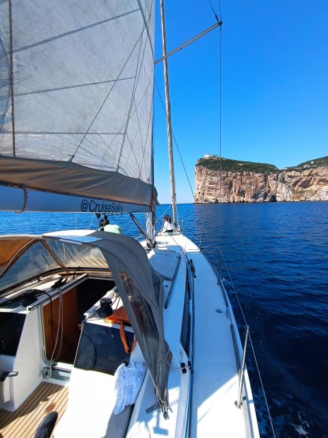 Alghero: Daily Sailing Experience with lunch onboard - Capo Caccia and the cliffs above the sea