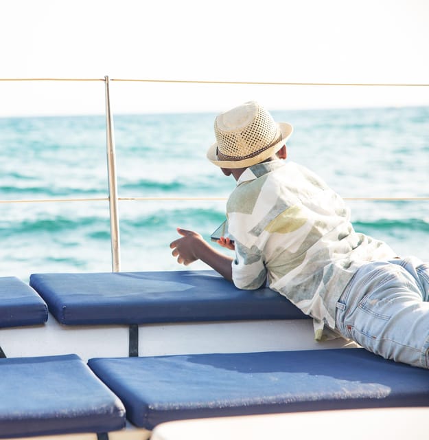 Alicante: 2-Hour Late Afternoon Catamaran Cruise - Who should book this catamaran cruise?