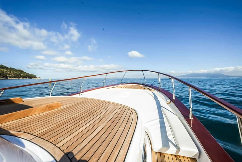 Amalfi Coast: Boat and Snorkeling Tour with Fruit & Drinks - Praiano and the blue light of Africana Grotto