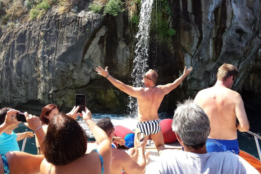 Amalfi Coast: Full-Day Cruise from Sorrento - Comfort, group size, and the ride itself