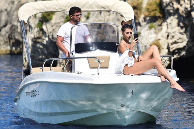 Amalfi Coast Private Boat Tour - Cruising the coast and finding the right rhythm