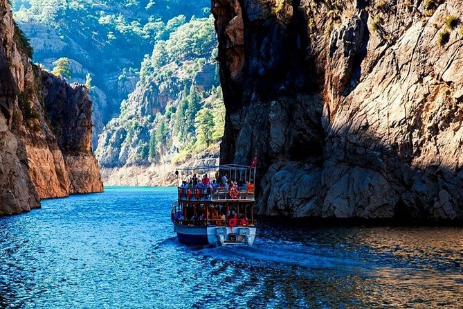 Antalya: Green Canyon Boat Trip with Lunch and Drinks - Birds, fish, and the quiet side of the canyon