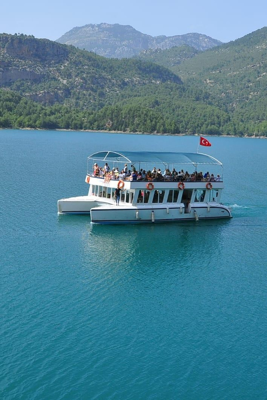 Antalya: Green Canyon Boat Trip with Lunch & Soft Drinks - The boat ride through the reservoir