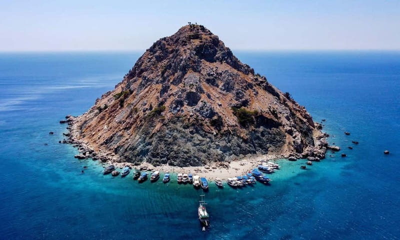 Antalya/Kemer: Suluada Boat Tour with Bays & Maldives Beach - Why Suluada makes a good day trip from Antalya or Kemer