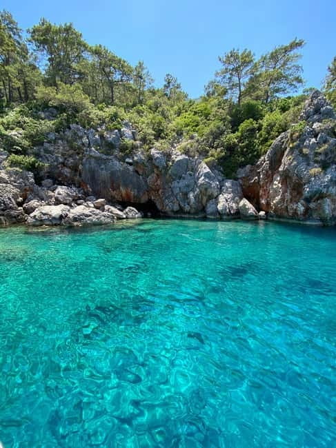 Antalya/Kemer: Suluada Boat Tour with Bays & Maldives Beach - What the boat day feels like in practice