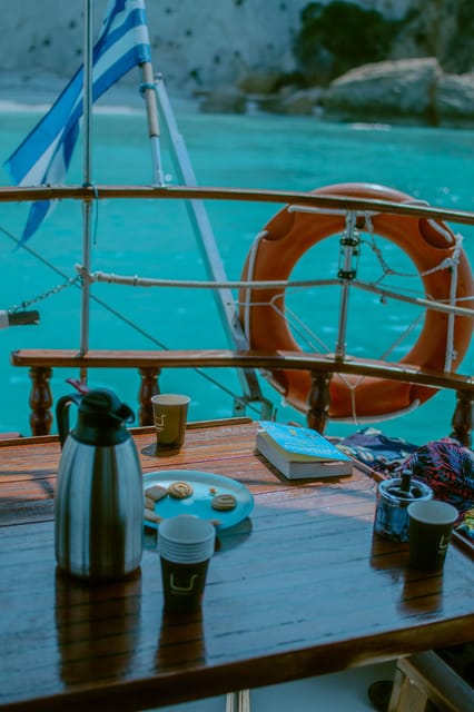 Argostoli: Full-Day Boat Trip with Lunch & Wine - Wildlife and the long ride back to Argostoli