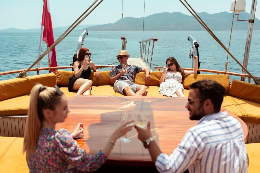 Athens: Agistri, Metopi & Aegina Cruise with Meals & Drinks - Agistri: the quiet island stop