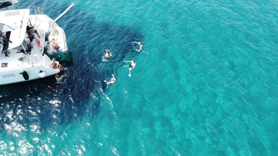 Athens: Catamaran Cruise with Fresh Lunch and Wine - Five things to know before you book
