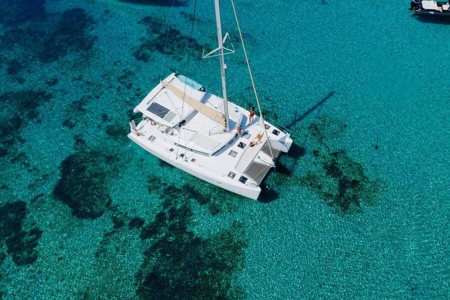 Athens: Catamaran Cruise with Fresh Lunch and Wine - Hydroussa islet and the first swim