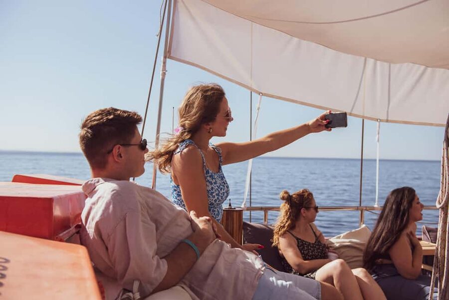 Athens Day Cruise: Agistri, Moni & Aegina + Lunch & Drinks - Should you book the Agistri, Moni, and Aegina cruise?