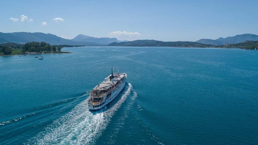Athens: Hydra, Poros & Aegina Day Cruise with Lunch - A classic island-hopping day from Faliro