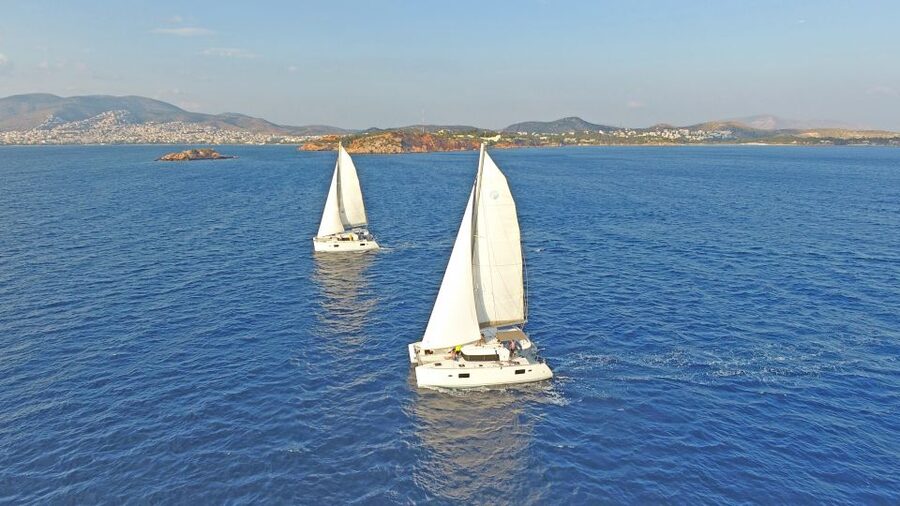Athens: Riviera Catamaran Cruise with Meal and Drinks - Why this is a good break from Athens sightseeing