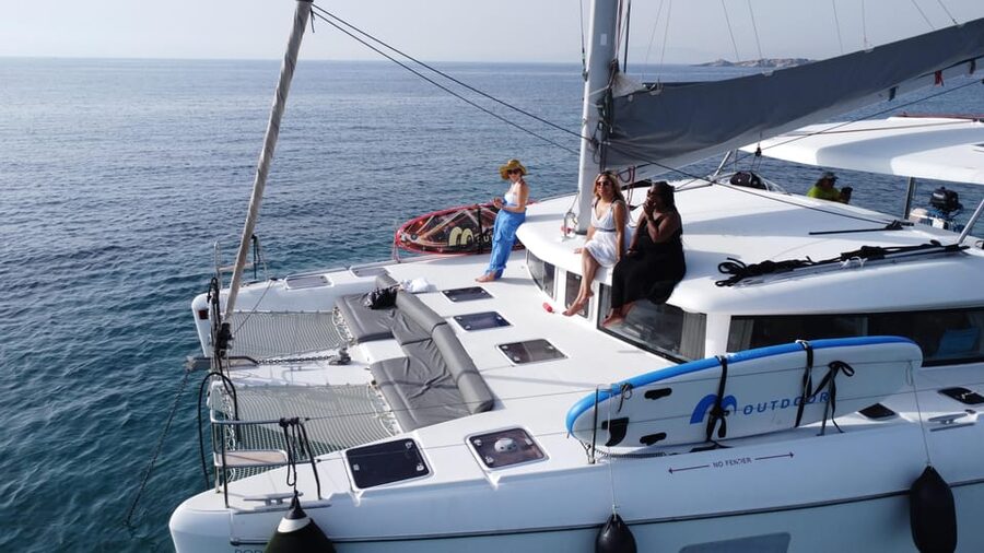 Athens: Riviera Catamaran Tour with Fresh Meal and Drinks - Meeting at Alimos Marina and getting settled