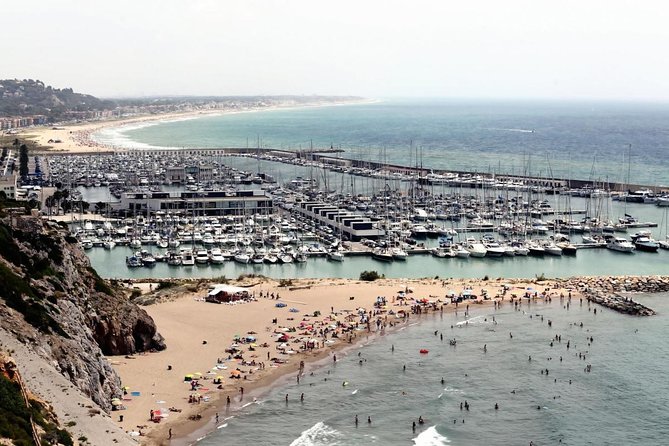 Barcelona 2-hour Private Boat Tour with Cava and snacks - Key Points to Know Before Booking