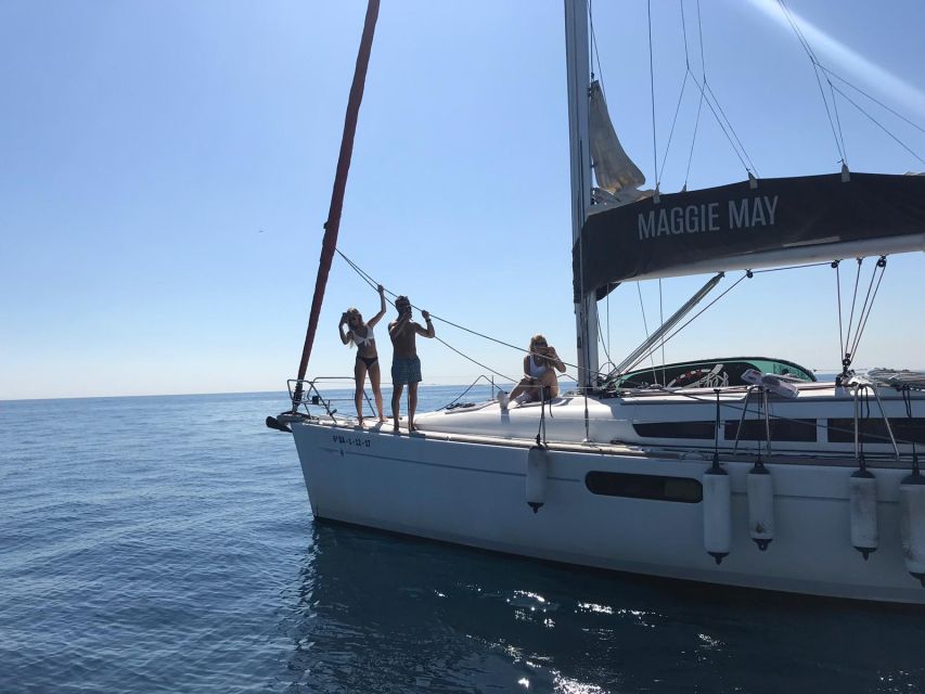 Barcelona: 2-Hour Sailboat Tour with Paddle Boarding - The swimming stop and paddle board break