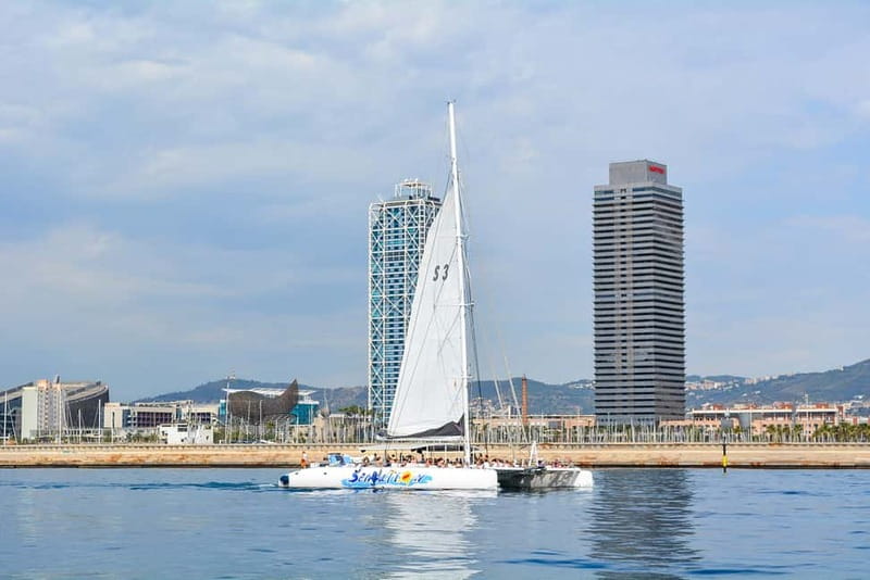 Barcelona: Catamaran Party Cruise with BBQ Meal - Drinks and the alcohol rule