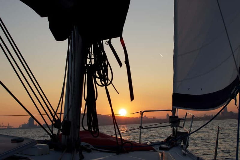 Barcelona: Daytime or Sunset Cruise with Drinks - Port Vell and the city’s working waterfront