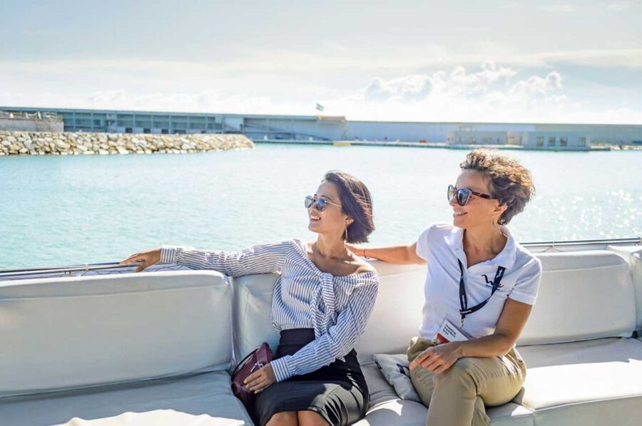 Barcelona: E-Bike Tour with Montjuic Cable Car & Boat Ride - Key points to know before booking