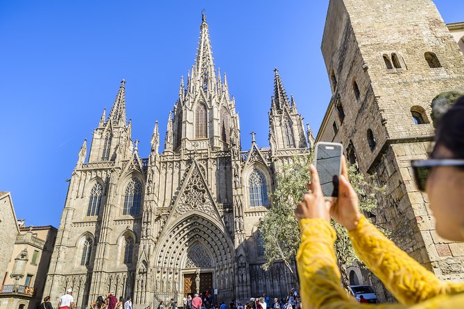 Barcelona Helicopter, Sailboat & Old Town Private Walking Tour - A fast way to meet Barcelona’s many faces