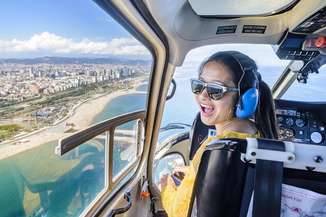 Barcelona Helicopter, Sailboat & Old Town Private Walking Tour - Plaça de Catalunya and the city’s central crossroads