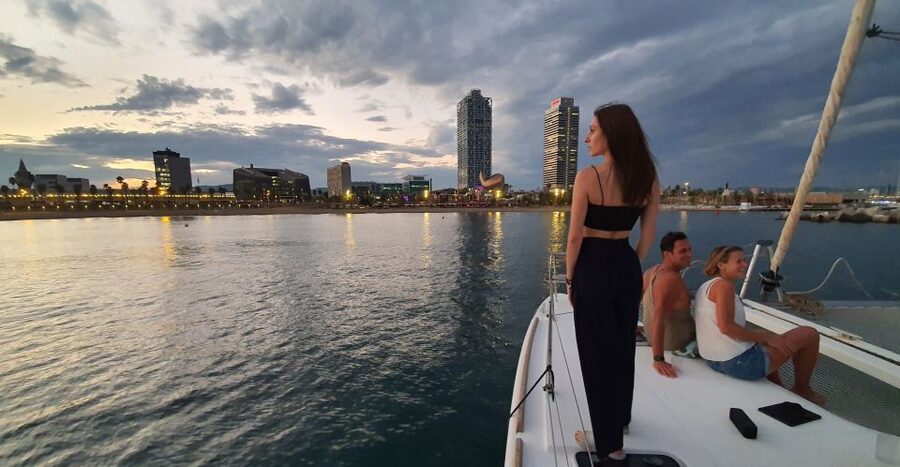 Barcelona: Luxury Private Sunset Yacht Cruise - Who will enjoy this most