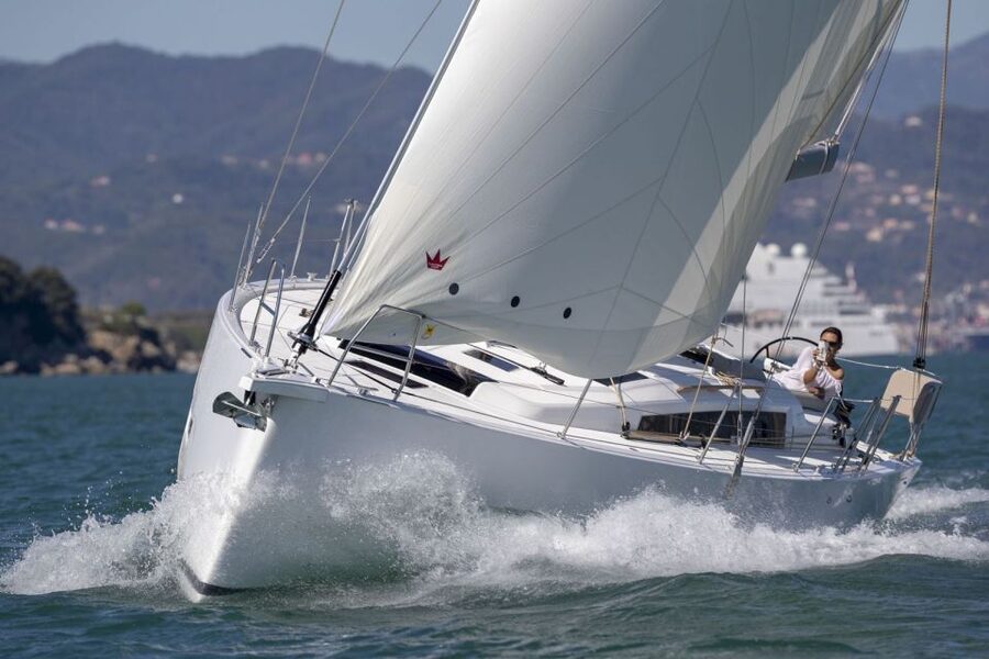 Barcelona: Midday or Sunset Sailing with Open Bar and Snacks - Starting at Marina Port Vell