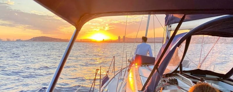 Barcelona: Sunset Boat Trip with Cava Wine and Snacks - Key points to know before booking