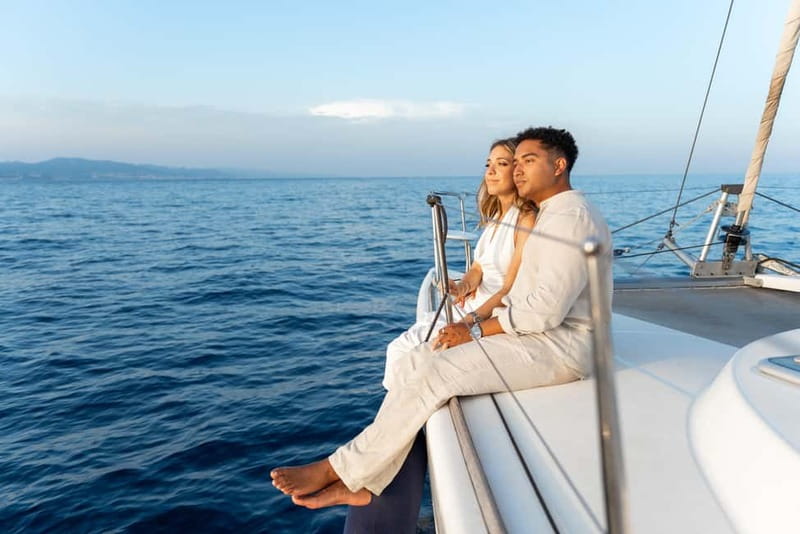 Barcelona: Sunset Catamaran Cruise with Wine and Tapa - Key points at a glance